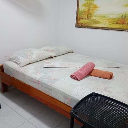 Sunny Beach Apartments San Andrés Exteriör bild